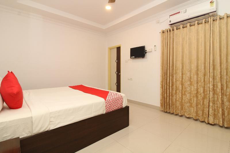 Oyo 37499 Saba Service Apartments Hyderabad Exterior photo